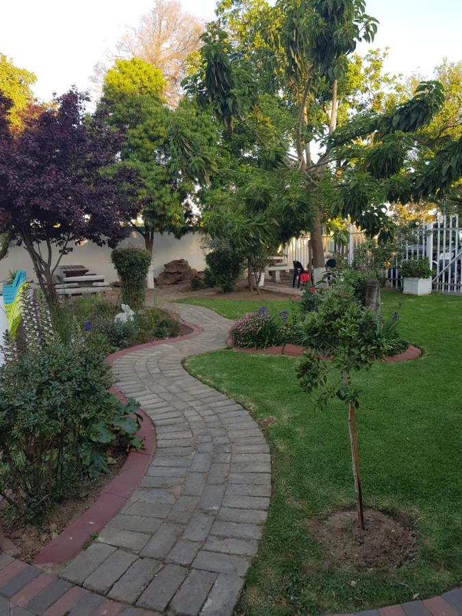 Good 2 Go Guest House Benoni Extérieur photo