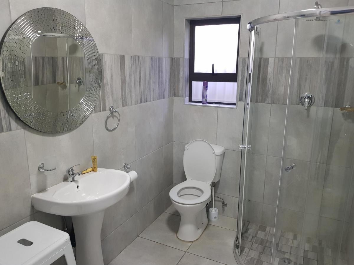 Good 2 Go Guest House Benoni Extérieur photo